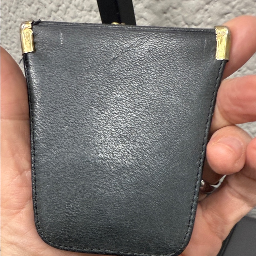 Coach Vintage Navy Leather Squeeze Pouch with Gold Accents - Picture 6 of 10